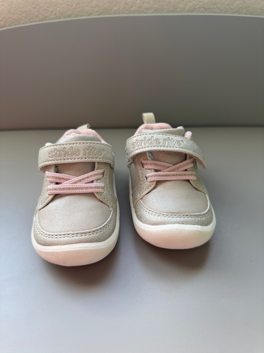 Stride Rite Kids Pink and Beige Hook-and-Loop Sneakers NEW BABY 3M